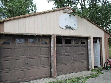 9385 N Spades Rd, Sunman, IN 47041 - photo 4