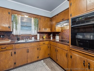 519 W Quincy St, Broken Arrow, OK 74012 - photo 7