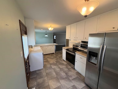 2108 24th St, Great Bend, KS 67530 - photo 3