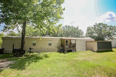 405 Velasco St, Brazoria, TX 77422 - photo 2