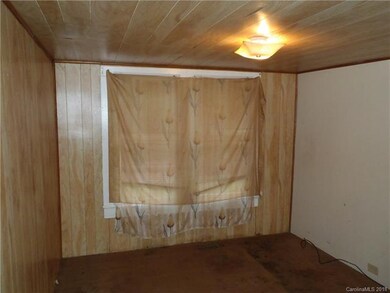 1302 Caldwell St, Statesville, NC 28677 - photo 6