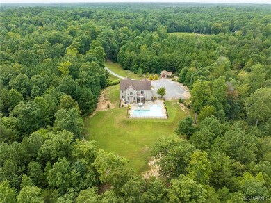 Large, cleared yard and homesite sits in the midst