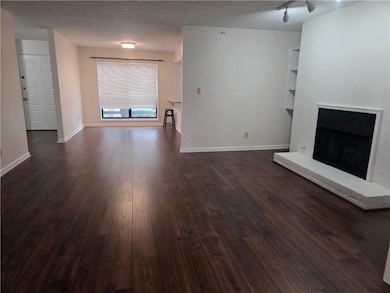 2105 Cumberland Ct SE, Smyrna, GA 30080 - photo 2