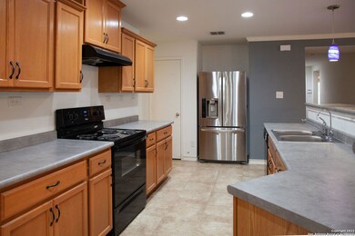 11011 Colt Isle, San Antonio, TX 78254 - photo 6