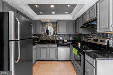 13340 Burkitts Rd, Fairfax, VA 22033 - photo 2