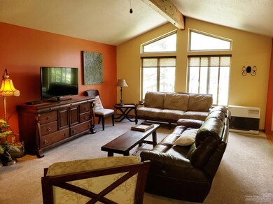 19976 Wagon Tree Ct, Bend, OR 97702 - photo 5