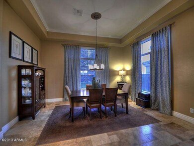 008_Dining Room