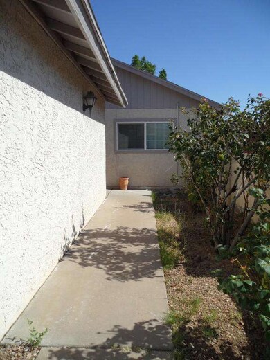 front walk way