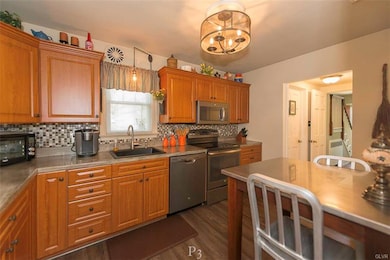 522 N 29th St unit 524, Allentown, PA 18104 - photo 6