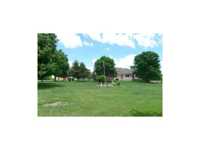 22250 W 191st St, Spring Hill, KS 66083 - photo 2