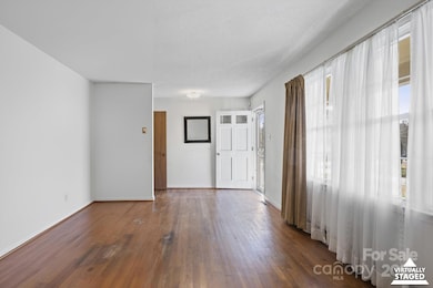 317 Geroid St, Salisbury, NC 28144 - photo 4