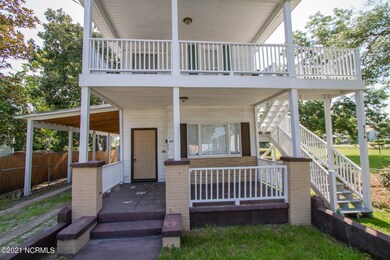 817 S 11th St-front porch