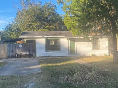 3172 Maples 3