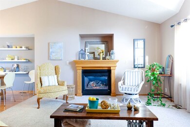 Check out the depth above the gas fireplace!!