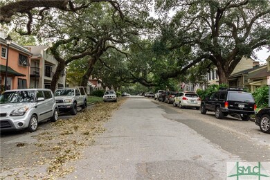 559 E Jones St unit A, Savannah, GA 31401 - photo 3