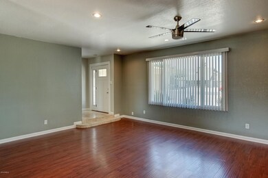 4536 S Forest Ave-10