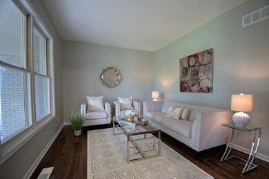 10 Chippewa Dr, Oswego, IL 60543 - photo 2