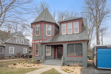 19 S Van Buren St, Batavia, IL 60510 - photo 2