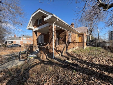 5437 Brooklyn Ave, Kansas City, MO 64130 - photo 2