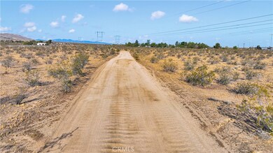 0 Via Seco unit HD25199044, Apple Valley, CA 92308 - photo 5