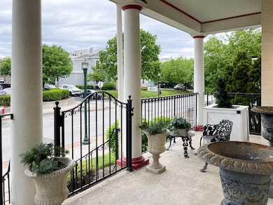 257 S Limestone unit 101, Lexington, KY 40508 - photo 4