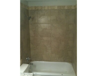 922 W Hughes St, Fayetteville, AR 72701 - photo 4