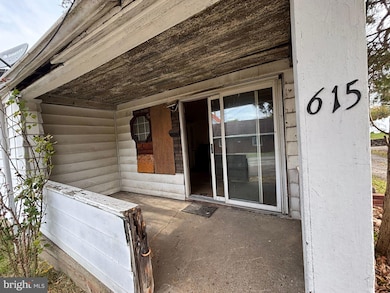 615 Walker Rd, Elizabeth, PA 15037 - photo 4