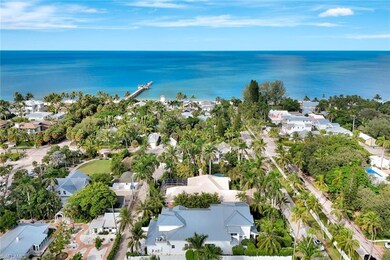 160 Broad Ave S, Naples, FL 34102 - photo 3