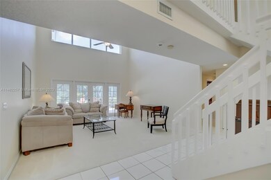 10635 SW 44th Ct, Davie, FL 33328 - photo 7