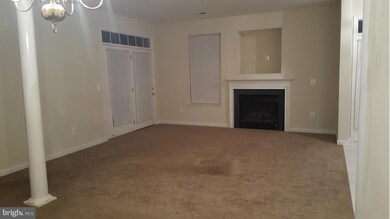 13897 Gullane Dr unit 102, Woodbridge, VA 22191 - photo 6