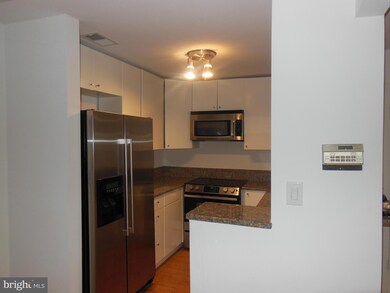 11404 Appledowre Way unit 59, Germantown, MD 20876 - photo 7