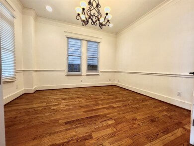 704 E 9th St, Houston, TX 77007 - photo 5