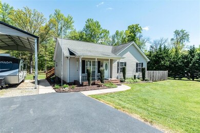 2225 Foxfire Ln, Burlington, NC 27217 - photo 2