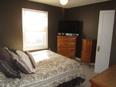 2043 Rigg St, Dunmore, PA 18512 - photo 7