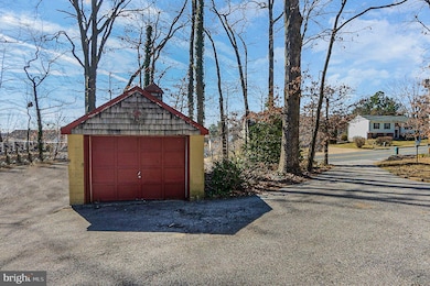 2504 Proctor Ln, Parkville, MD 21234 - photo 3