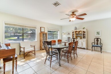 Large Dining / Extra Living Room