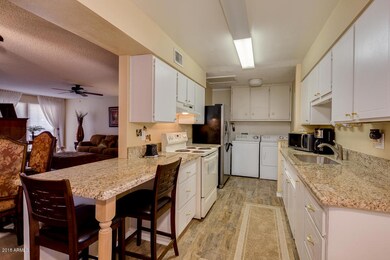 9902 W Palmeras Dr, Sun City, AZ 85373 - photo 6