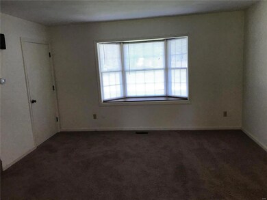 318 E Mill St, Freeburg, IL 62243 - photo 2