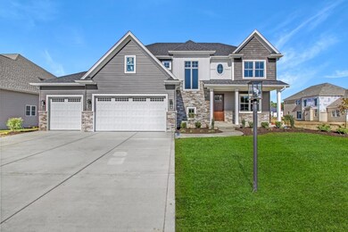 790 Estelle Ln, Crown Point, IN 46307 - photo 2