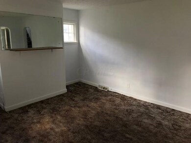 1213 Graylock St, Lancaster, OH 43130 - photo 2