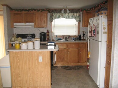 143 Commings St, Orange, MA 01364 - photo 3