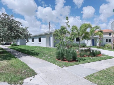 2204 Freedom St, Hollywood, FL 33020 - photo 4