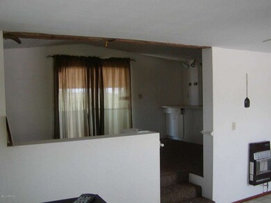 633 S Hilton 002