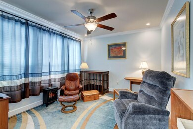 08_Sitting_Room_01