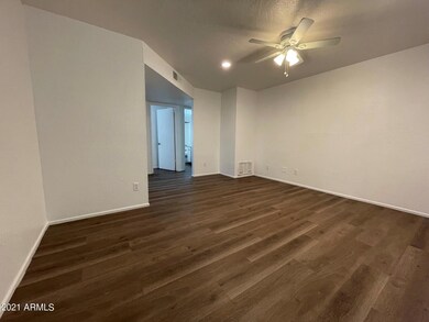 750 E 1st Ave unit 5, Mesa, AZ 85204 - photo 2