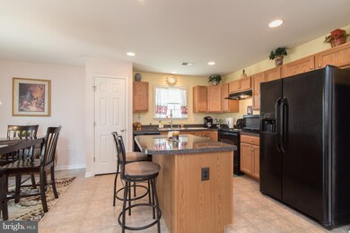 722 Bentley Dr, Inwood, WV 25428 - photo 3