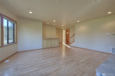 208 365th St S, Roy, WA 98580 - photo 5