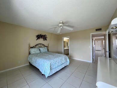 406 Greenbrier B, West Palm Beach, FL 33417 - photo 6