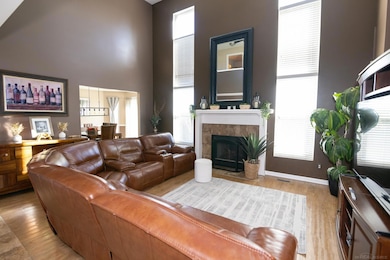 46686 Heather Ln unit 123, Chesterfield, MI 48051 - photo 4