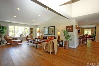Spacious, open and welcoming Living Room with vaul